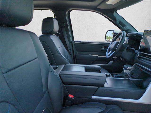 Used 2025 Toyota Tundra Platinum AWD/4WD image 22