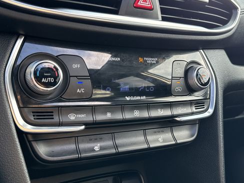 Used 2019 Hyundai Santa Fe Limited image 21