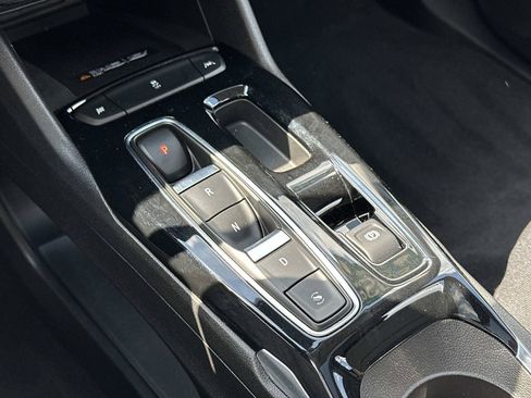 Certified 2023 Chevrolet Bolt EUV Premier w/ Sun & Sound Package FWD image 30