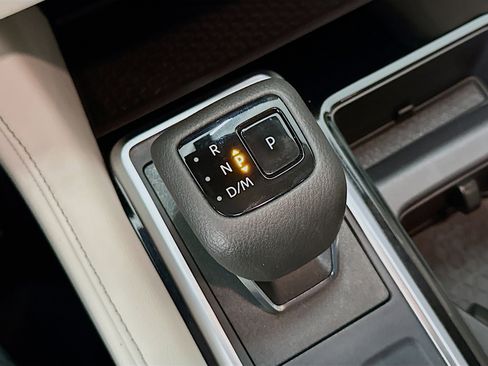 Used 2023 Nissan Pathfinder SV image 25