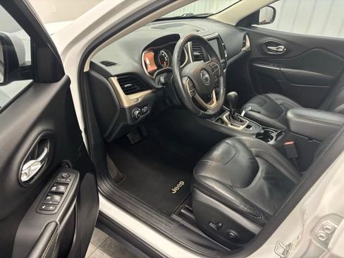 Used 2016 Jeep Cherokee High Altitude image 13