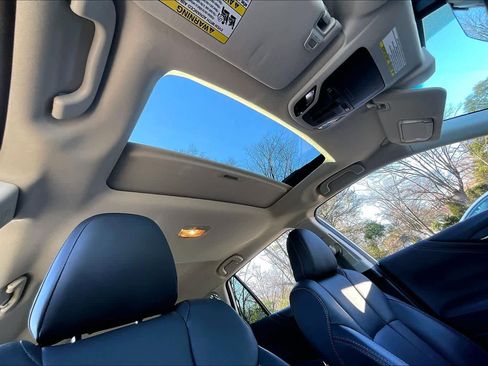 Used 2022 Subaru Outback Limited image 12