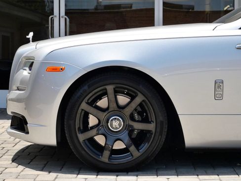 Certified 2021 Rolls-Royce Dawn RWD image 11