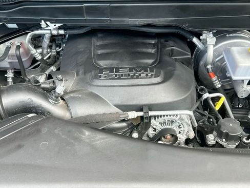 Used 2025 RAM 2500 Big Horn AWD/4WD image 12