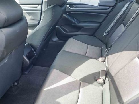 Used 2018 Honda Accord LX image 18