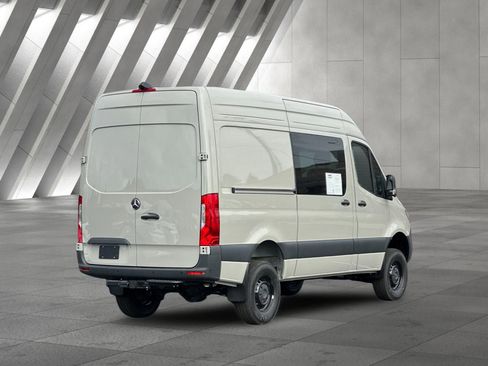 Used 2026 Mercedes-Benz Sprinter 2500 image 4
