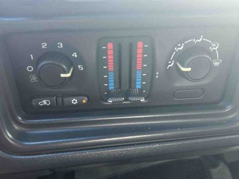 Used 2003 Chevrolet Silverado 1500 4x4 Extended Cab image 22