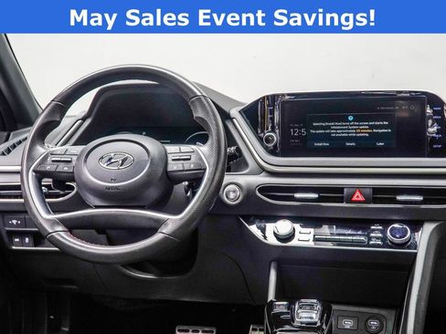 Used 2023 Hyundai Sonata SEL Plus w/ Preferred Accessory Package FWD image 17