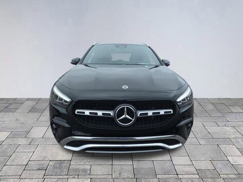 Certified 2025 Mercedes-Benz GLA 250 4MATIC image 2