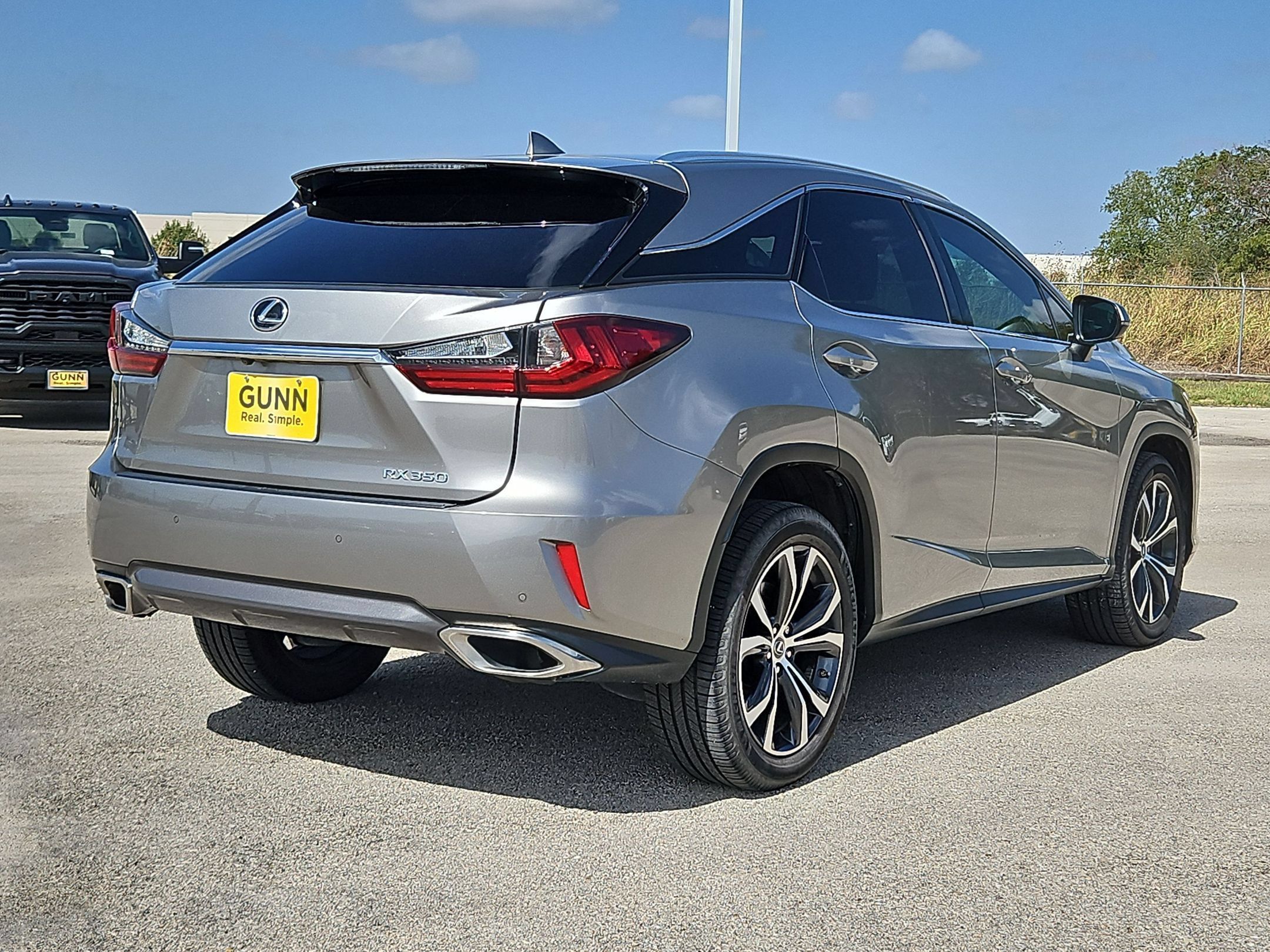 Used 2018 Lexus RX 350 AWD w/ Premium Package image 3