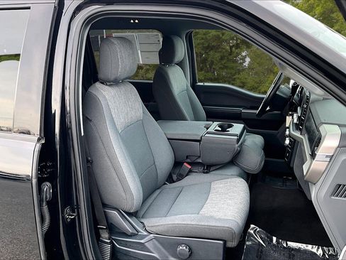 Certified 2021 Ford F150 XLT w/ Equipment Group 301A Mid image 33