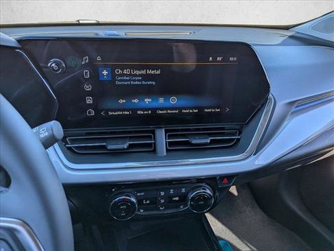 New 2026 Chevrolet Trax LT w/ Driver Confidence Package image 12