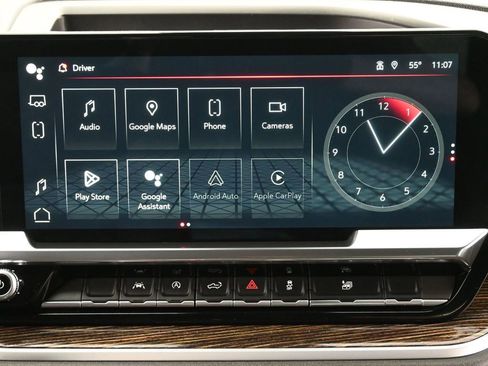 Used 2022 GMC Sierra 1500 Elevation w/ LPO, Elevation Black Package image 10