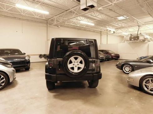 Used 2016 Jeep Wrangler Sport w/ Quick Order Package 24S AWD/4WD image 6