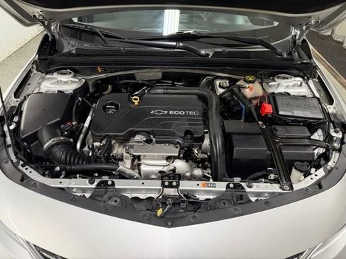 Used 2016 Chevrolet Malibu LT FWD image 23