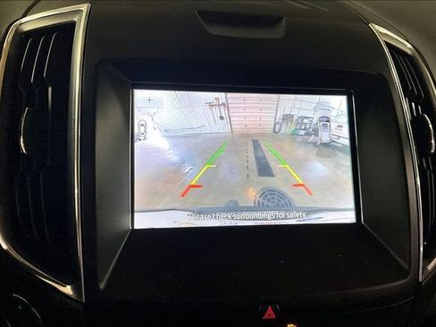 Used 2020 Ford Edge Titanium w/ Equipment Group 301A AWD/4WD image 24