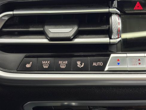 Used 2019 BMW X5 xDrive40i w/ M Sport Package image 25