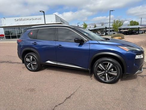 Used 2022 Nissan Rogue Platinum w/ Head-Up Display Package AWD/4WD image 12