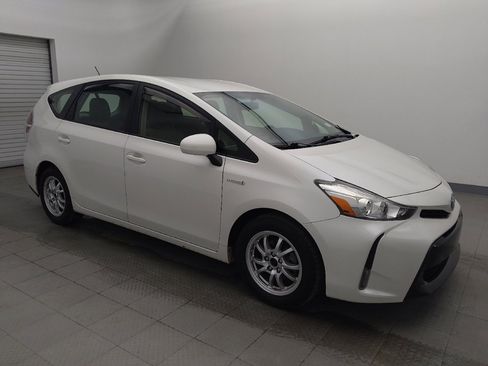 Used 2015 Toyota Prius V Two image 11