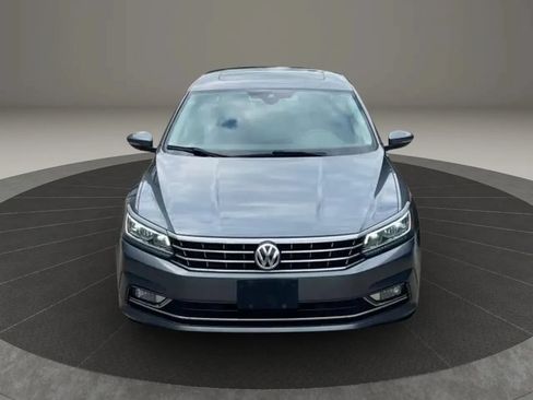 Used 2018 Volkswagen Passat 2.0T SEL Premium FWD image 1