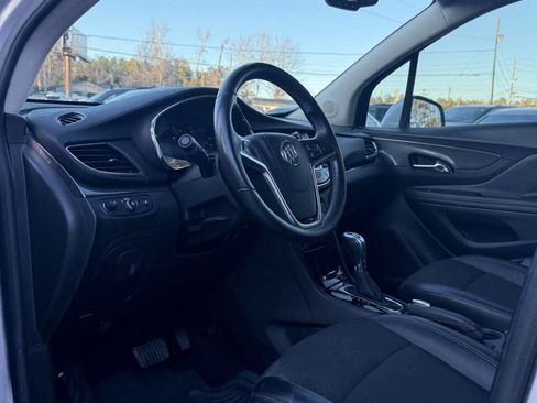 Used 2017 Buick Encore Preferred image 6