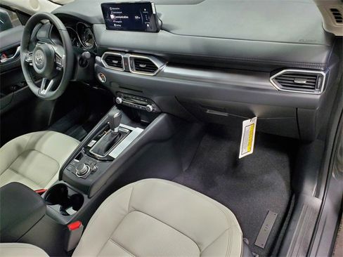 New 2025 MAZDA CX-5 AWD 2.5 S w/ Preferred Package image 13