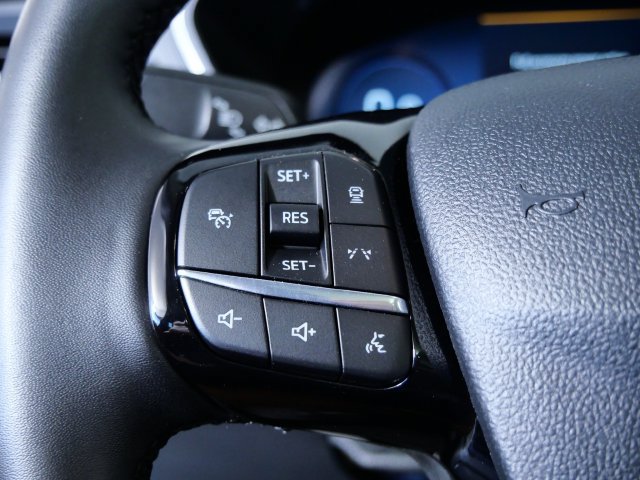 Certified 2025 Ford Escape Platinum AWD/4WD image 25