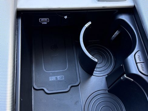 Certified 2024 Hyundai Palisade Calligraphy image 39