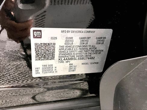 Used 2025 Buick Encore GX Preferred w/ Comfort Package FWD image 33