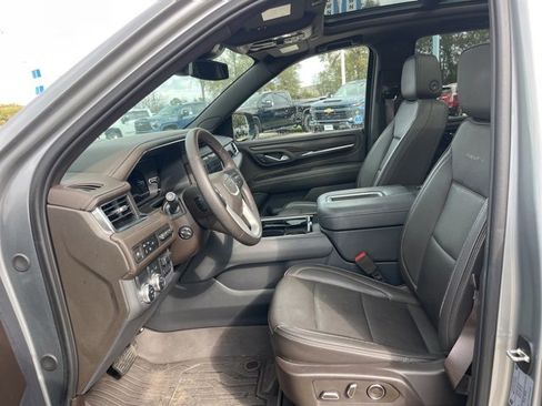 Used 2024 GMC Yukon Denali w/ Max Trailering Package image 18