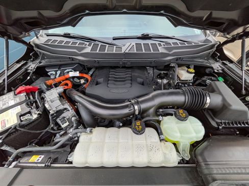 Certified 2023 Ford F150 XLT w/ Equipment Group 302A High image 11