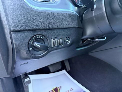 Used 2020 Dodge Charger SXT w/ Cold Weather Package image 20