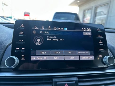 Used 2022 Honda Accord Sport image 16