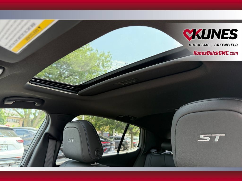 New 2026 Buick Envista Sport Touring w/ Convenience I Package FWD image 29
