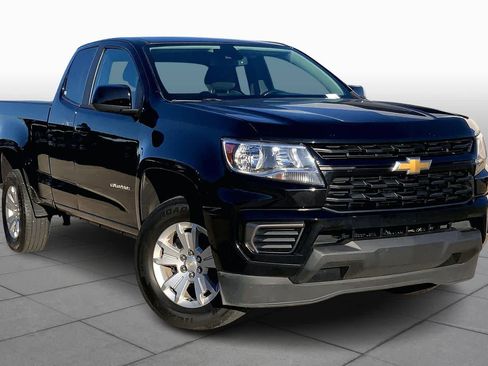 Used 2022 Chevrolet Colorado LT w/ Fleet Safety Package image 2