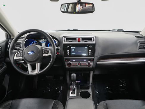 Used 2016 Subaru Outback 2.5i Limited AWD/4WD image 13