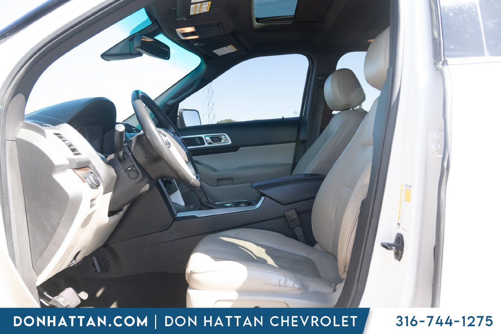 Used 2015 Ford Explorer Limited w/ Equipment Group 302A FWD image 3