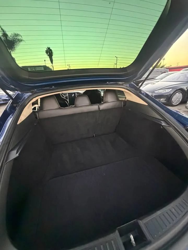 Used 2015 Tesla Model S 90D AWD/4WD image 8