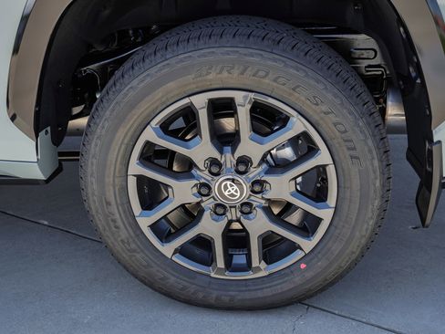 New 2026 Toyota Sequoia Platinum AWD/4WD image 13