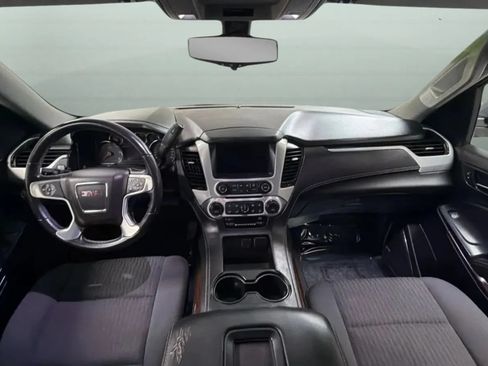 Used 2019 GMC Yukon SLE RWD image 9
