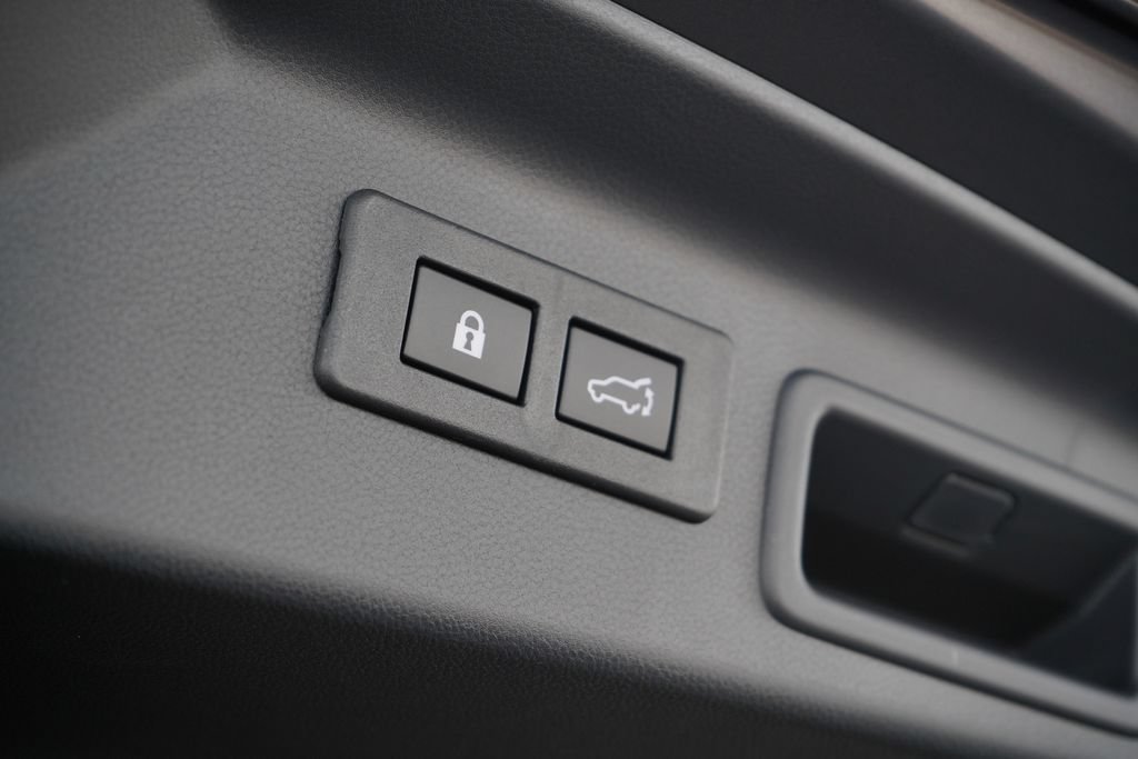 New 2026 Subaru Forester Premium AWD/4WD image 33