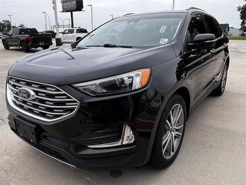 Used 2023 Ford Edge Titanium AWD/4WD image 7