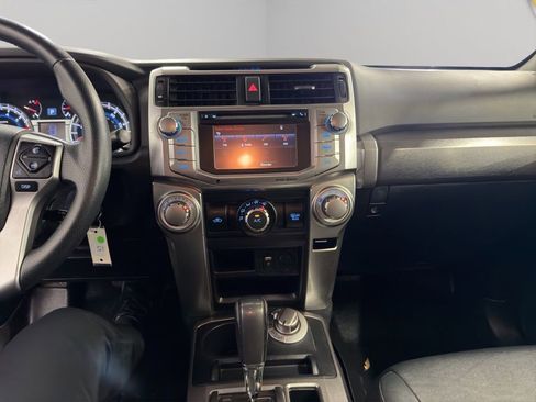 Used 2017 Toyota 4Runner SR5 image 13