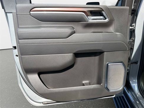 New 2026 GMC Sierra 2500 Denali w/ Denali Reserve Package image 12