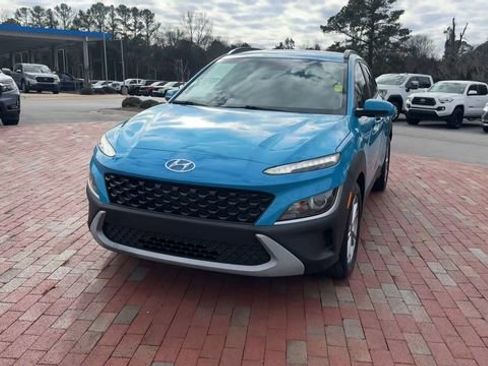 Used 2022 Hyundai Kona SEL w/ Cargo Package image 6