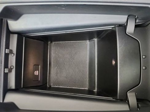 Used 2025 BMW X5 sDrive40i image 52