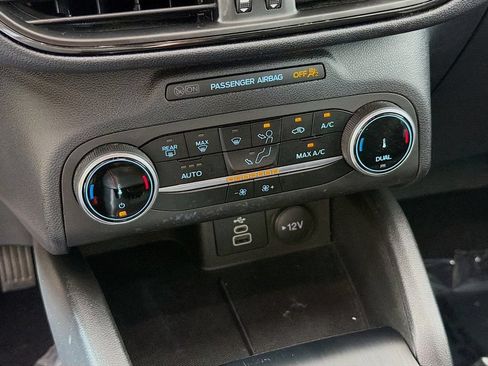Used 2025 Ford Escape ST-Line FWD image 34