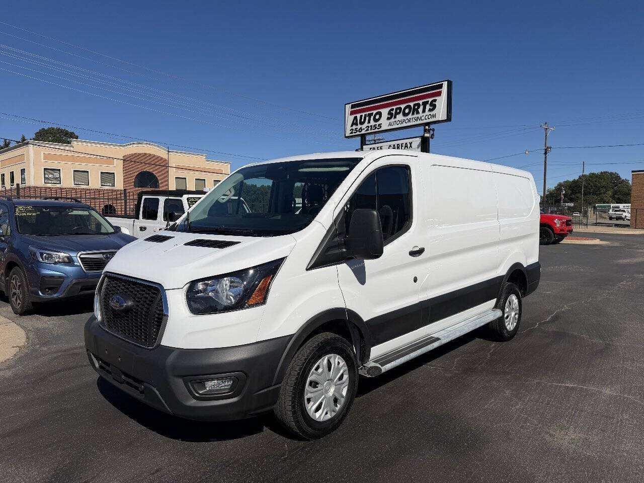 Used 2025 Ford Transit 250 Low Roof w/ Exterior Upgrade Package RWD image 1
