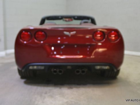 Used 2006 Chevrolet Corvette Convertible w/ Preferred Equipment Group image 36