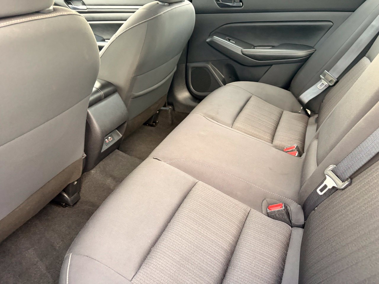 Certified 2025 Nissan Altima 2.5 SV FWD image 14